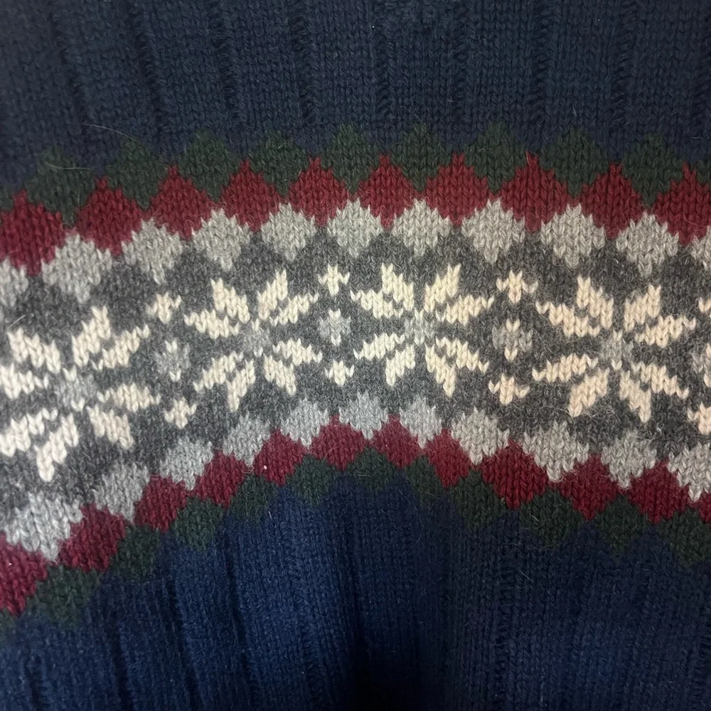 GAP‎ Shetland Wool V-Neck Sweater in Blue and Red Pattern Men's Large EUC